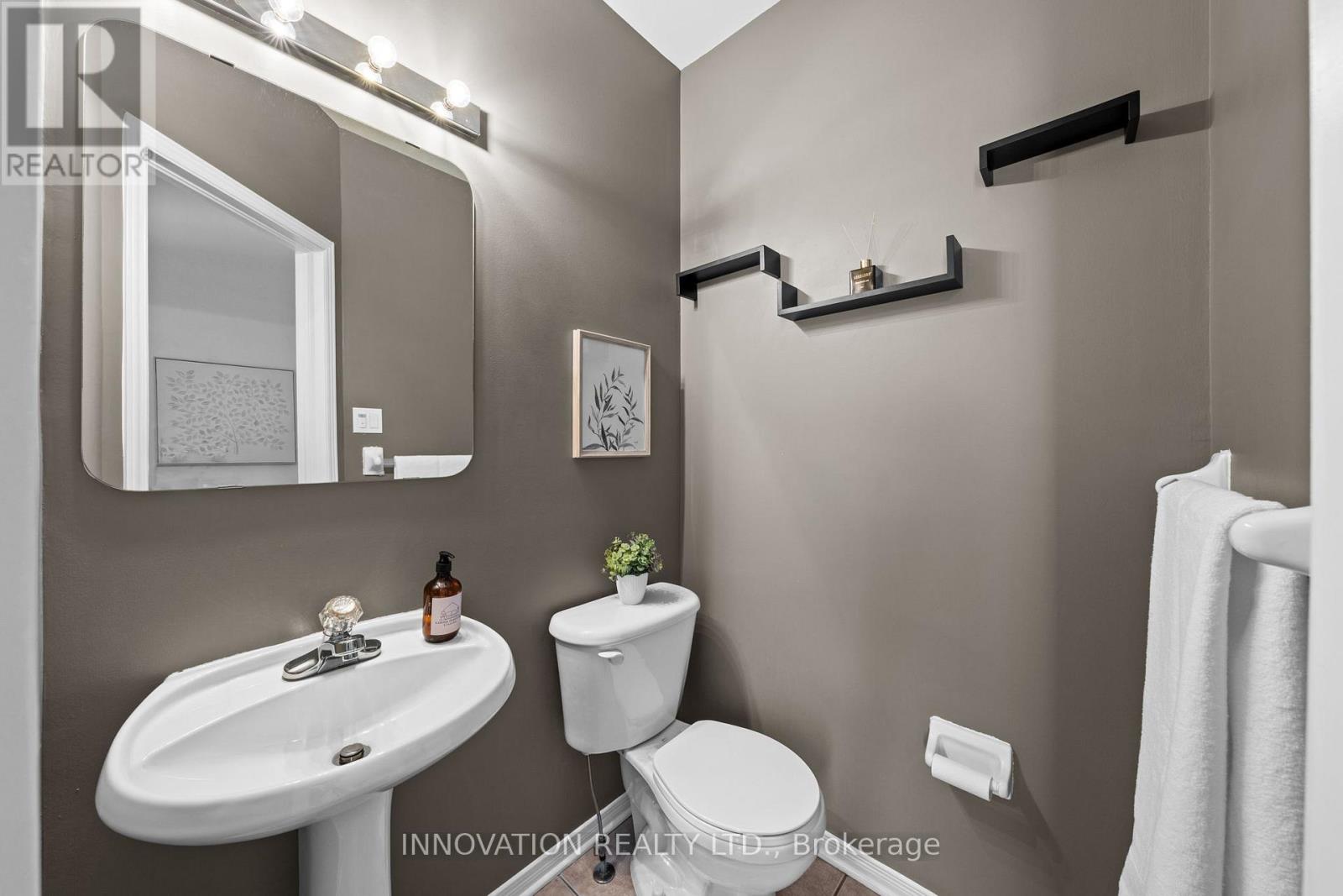 37 CHANTILLY GATE - Image 8