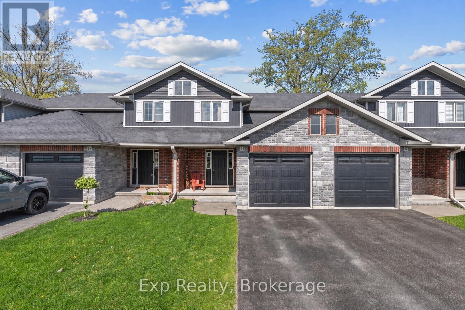 Property for sale at 54 CORTLAND CRESCENT