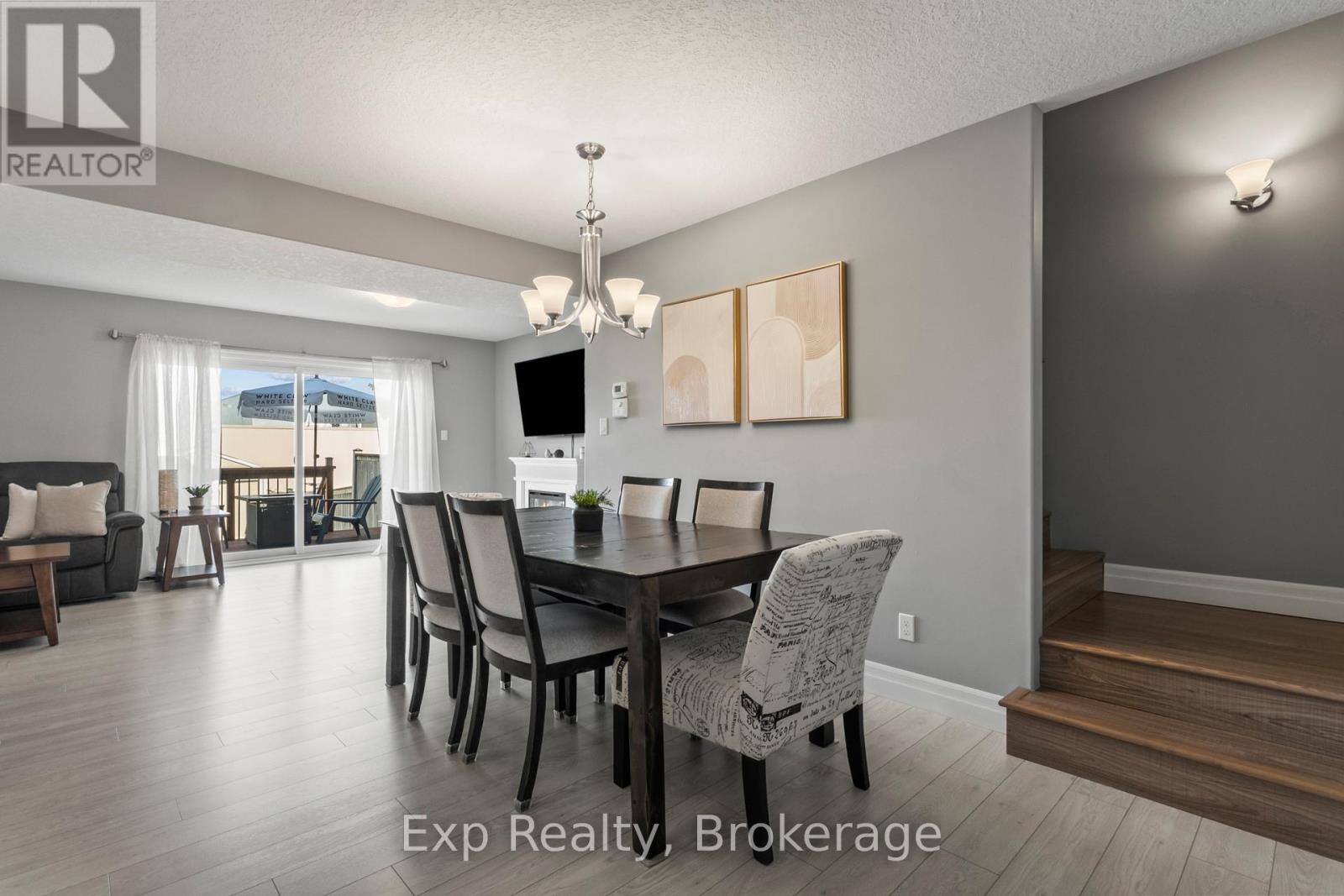 54 CORTLAND CRESCENT - Image 12