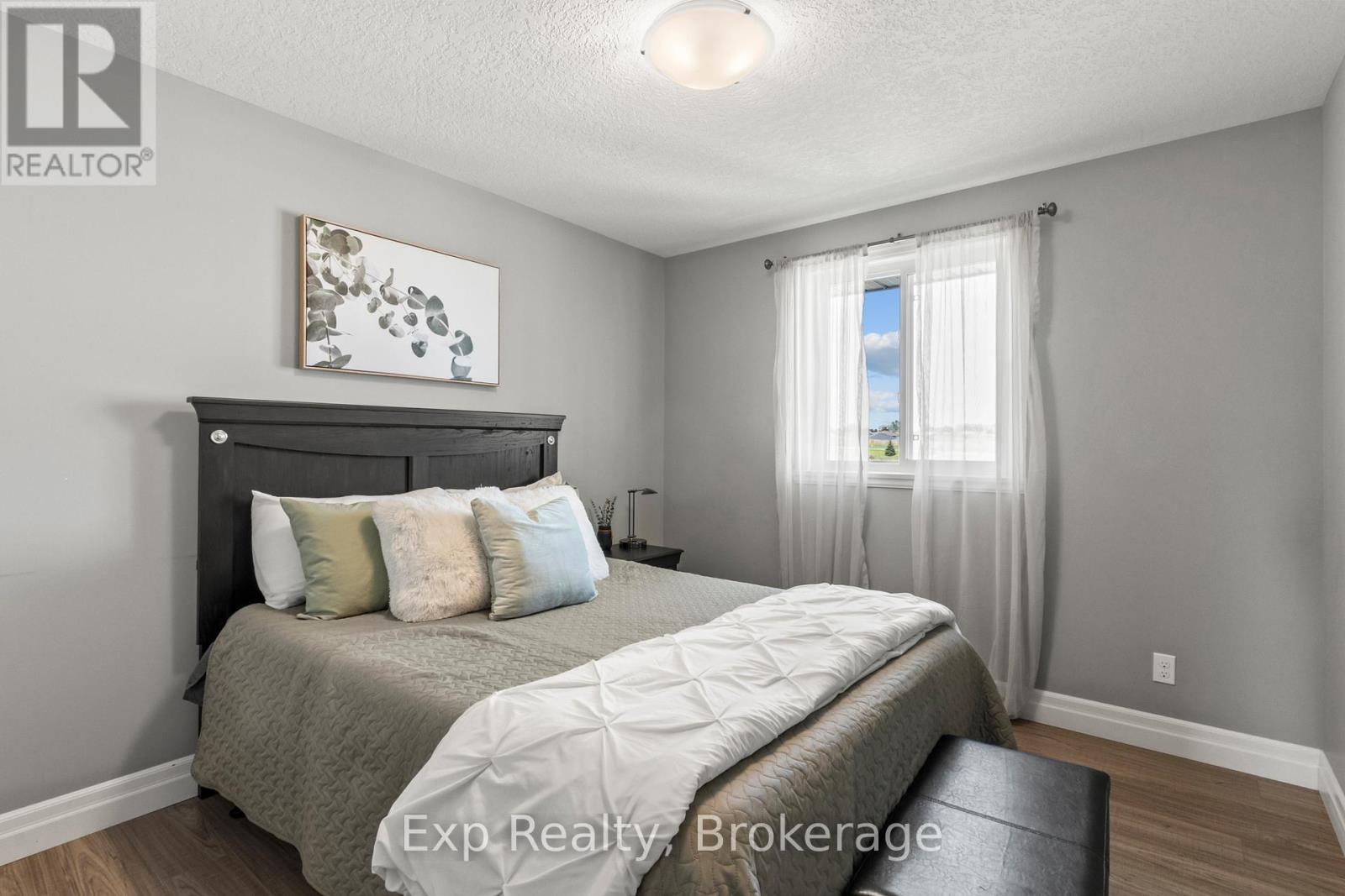 54 CORTLAND CRESCENT - Image 20