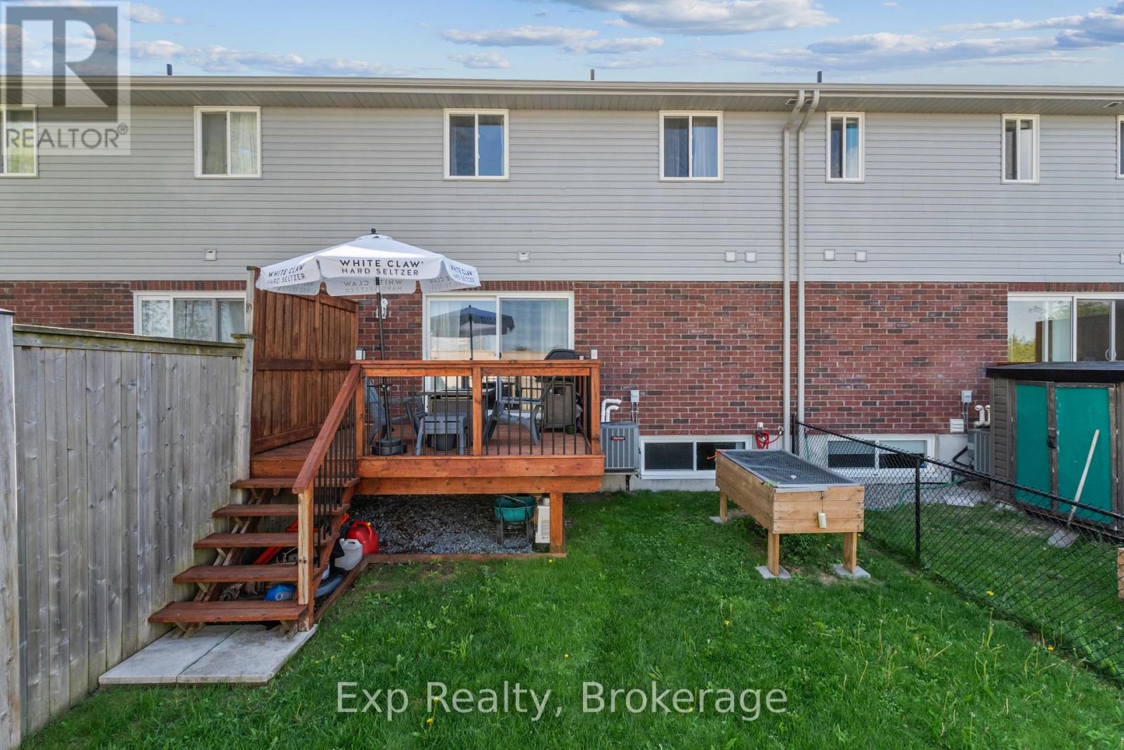 54 CORTLAND CRESCENT - Image 31
