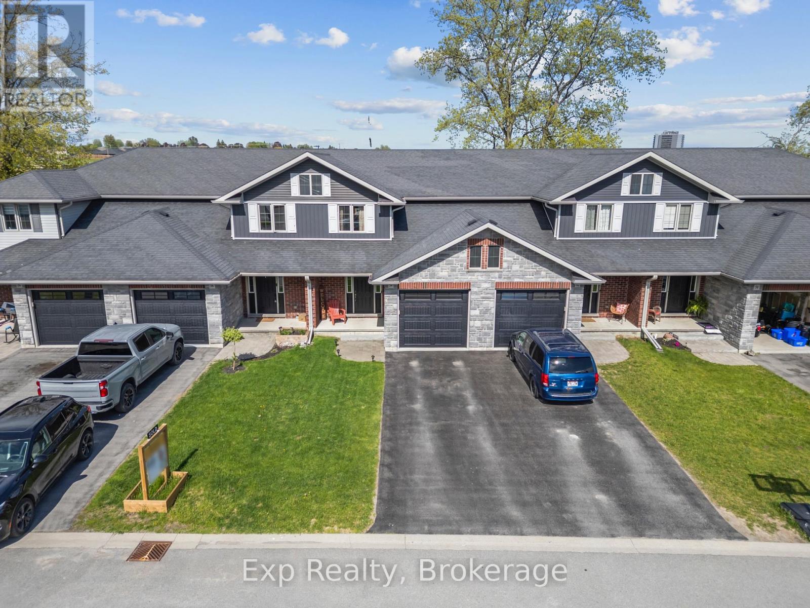 54 CORTLAND CRESCENT - Image 34
