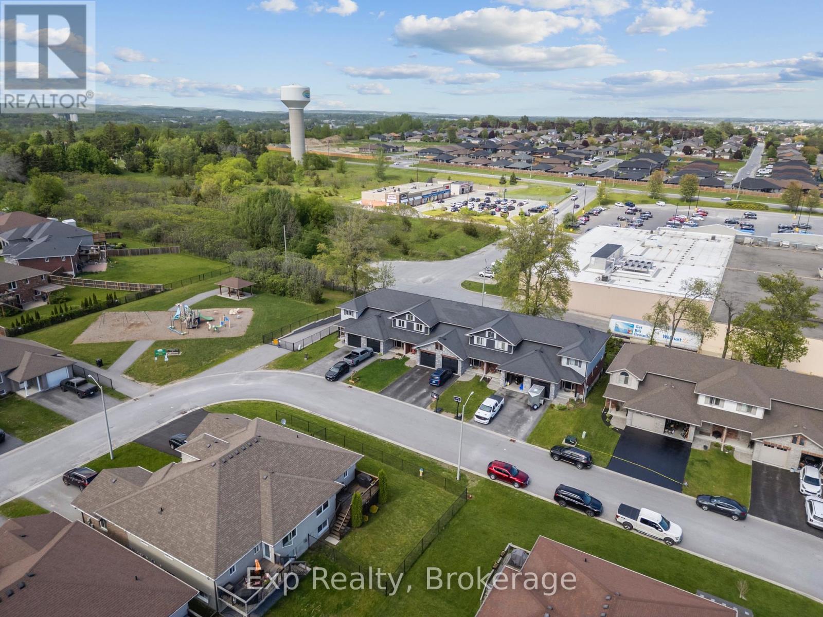 54 CORTLAND CRESCENT - Image 4