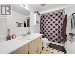 D - 5 Sonnet Crescent, Ottawa, ON K2H8W8 Photo 16