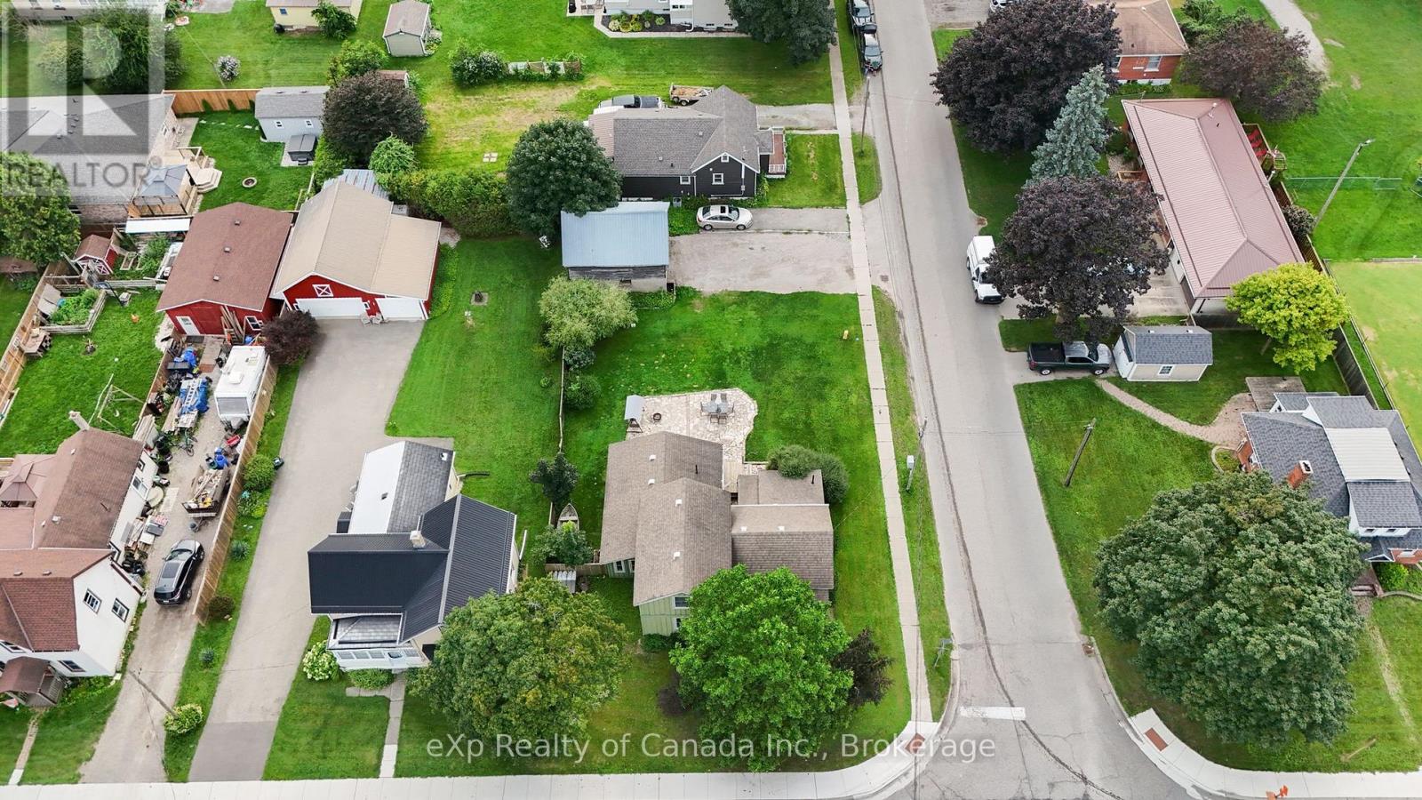 24 STOVER STREET S - Image 9