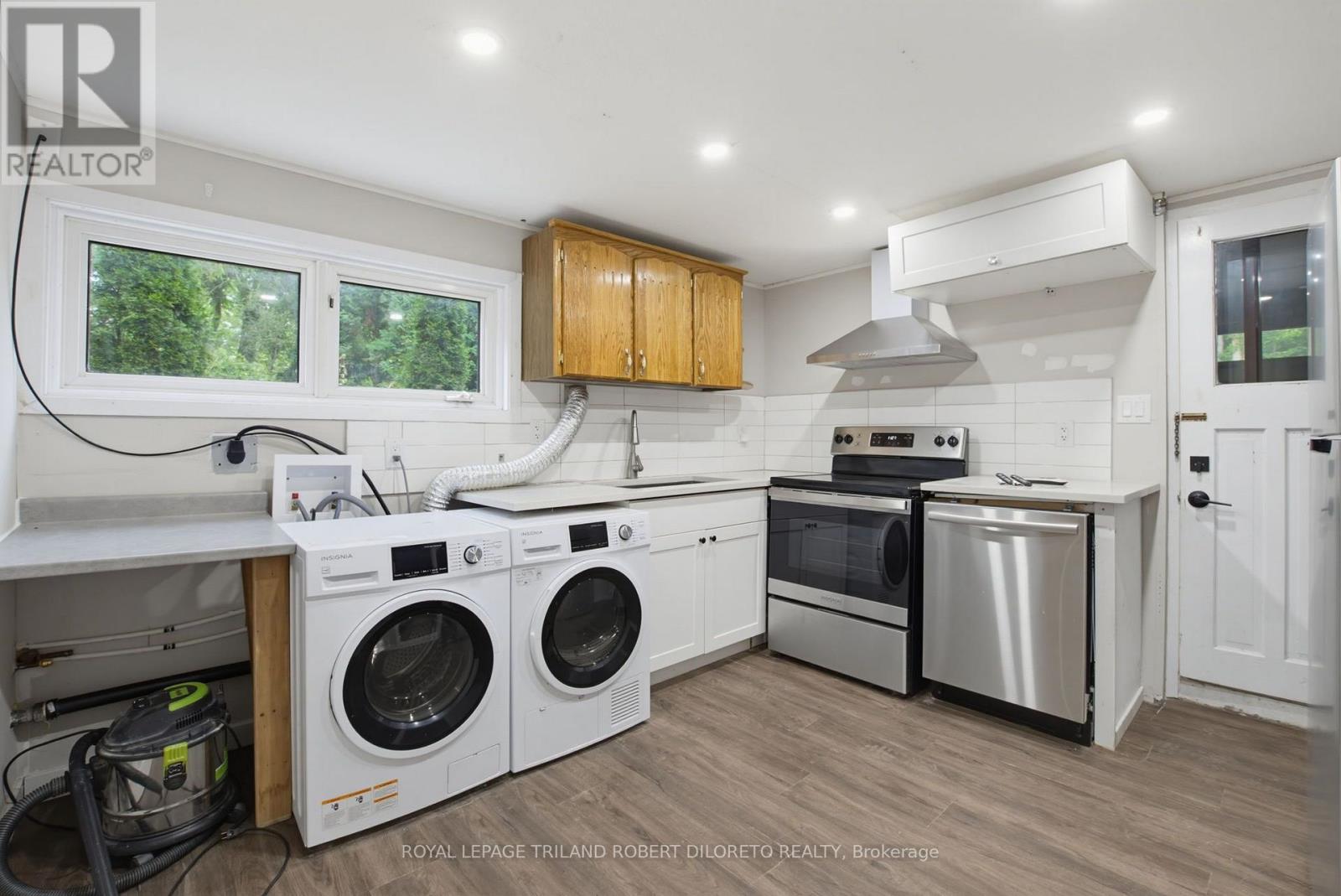 7 ELMHURST STREET - Image 36
