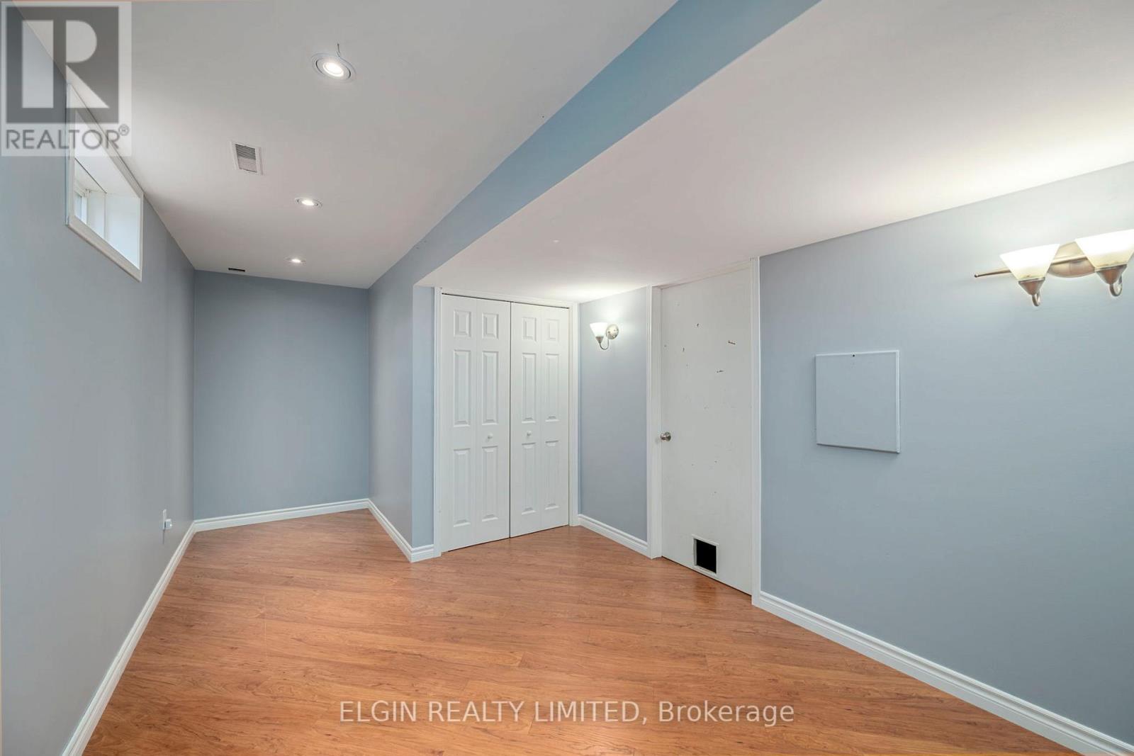 11 KENSINGTON COURT - Image 25