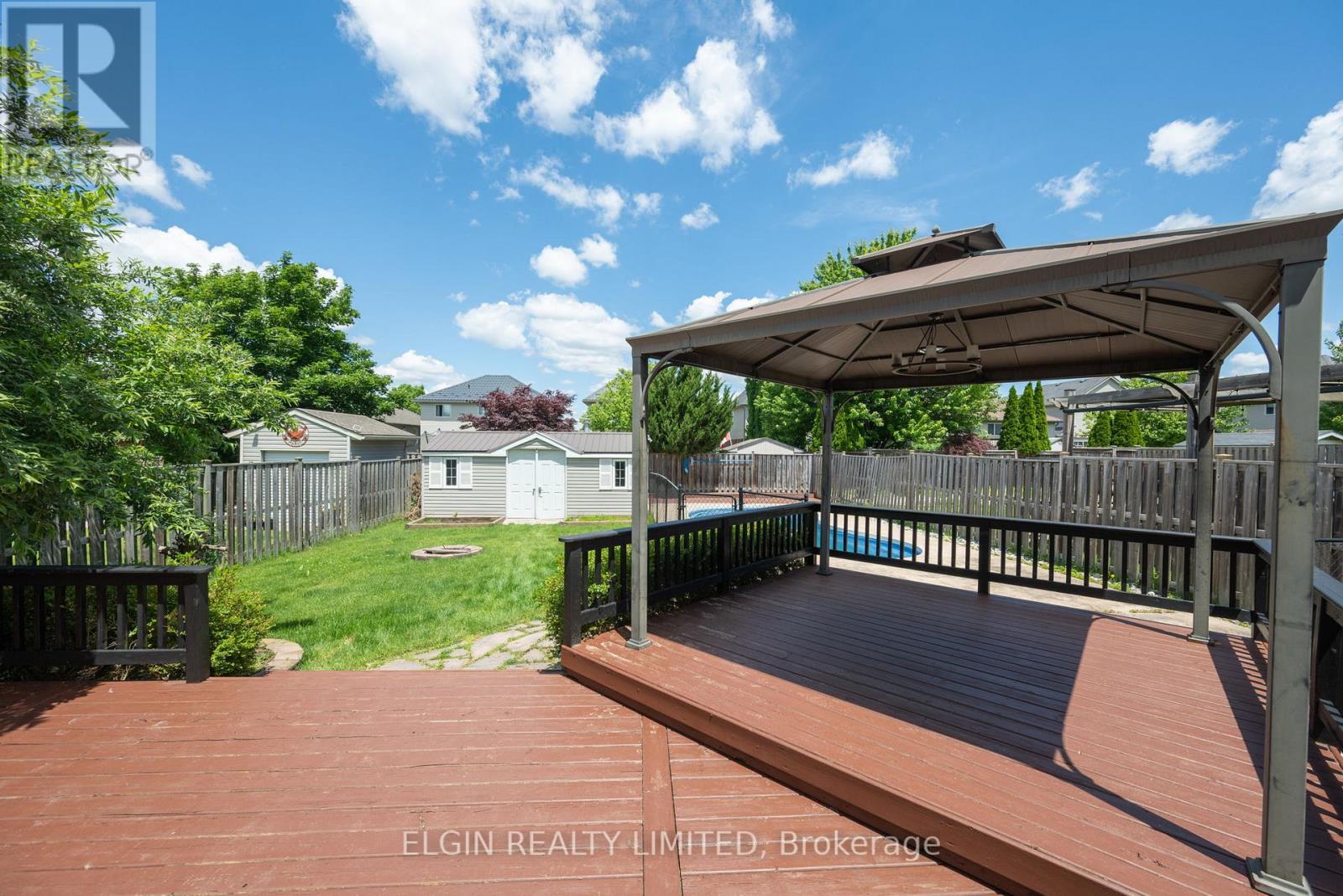 11 KENSINGTON COURT - Image 28
