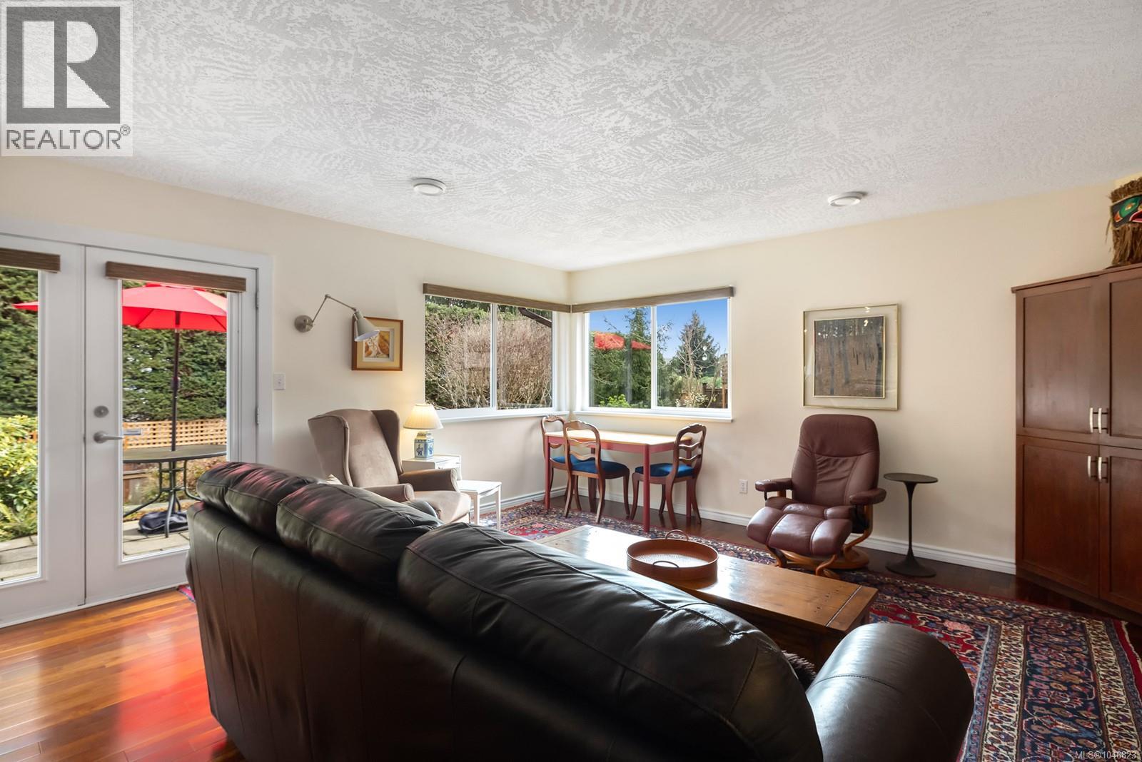 #5 3285 Ash Rd - 10