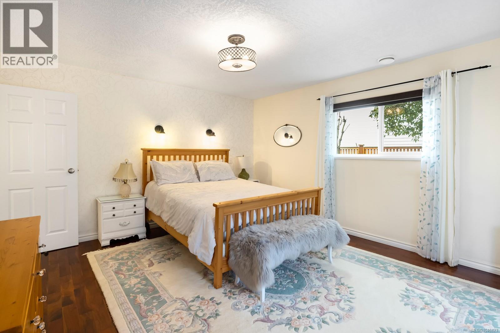 #5 3285 Ash Rd - 15