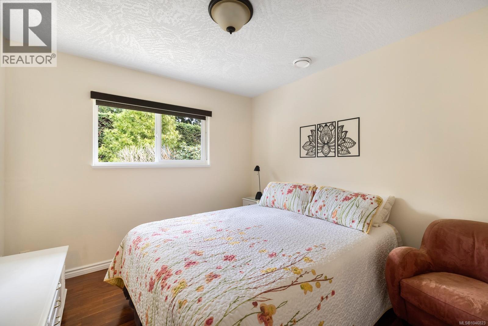 #5 3285 Ash Rd - Image 28