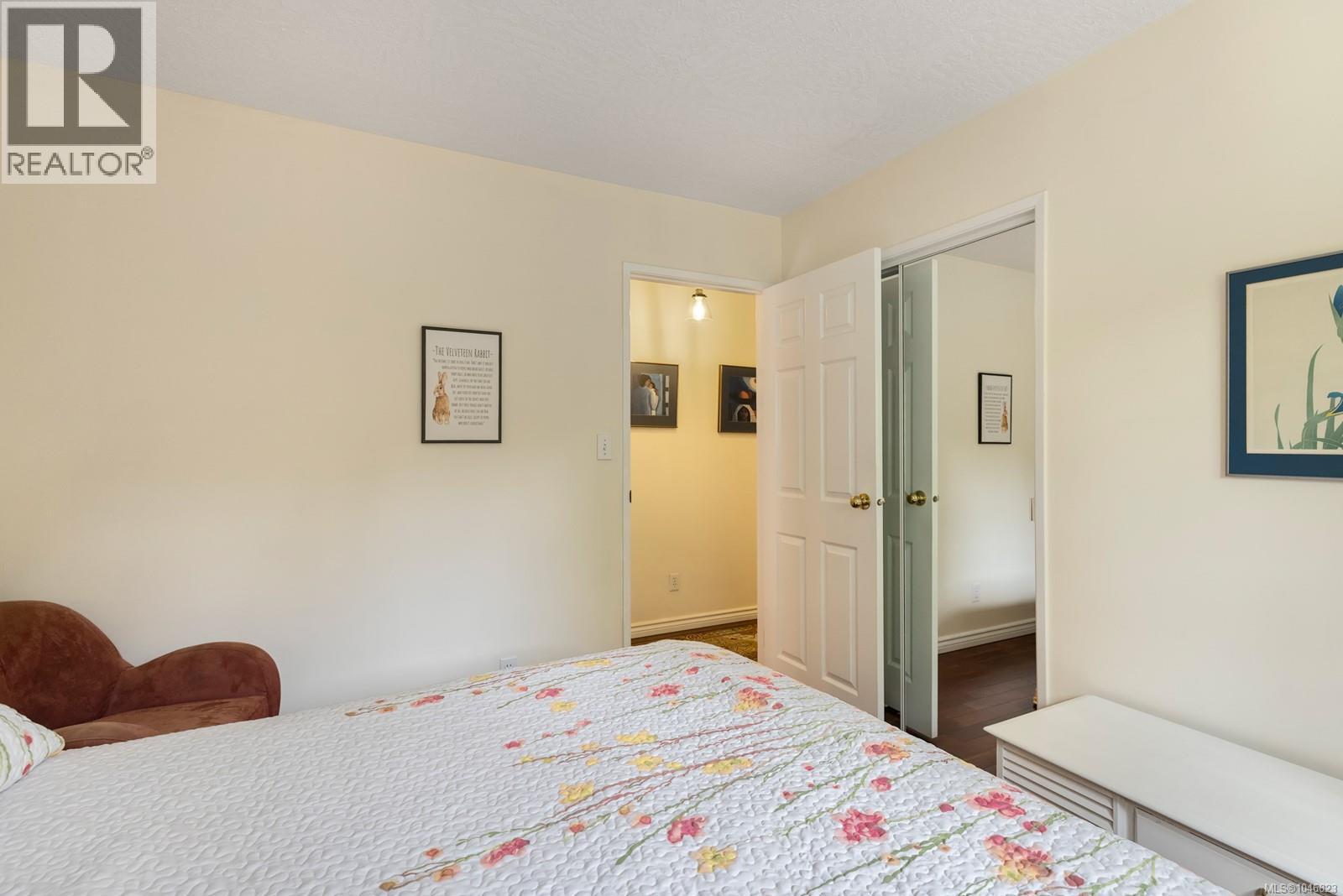 #5 3285 Ash Rd - Image 29