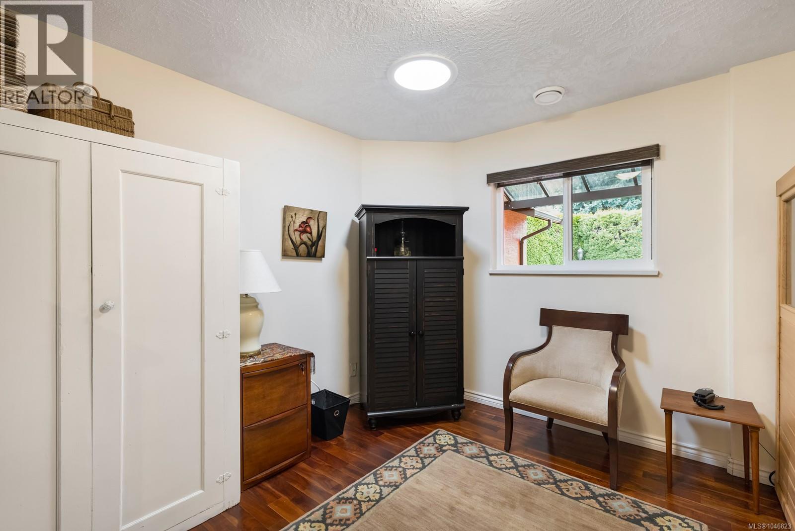 #5 3285 Ash Rd - Image 30