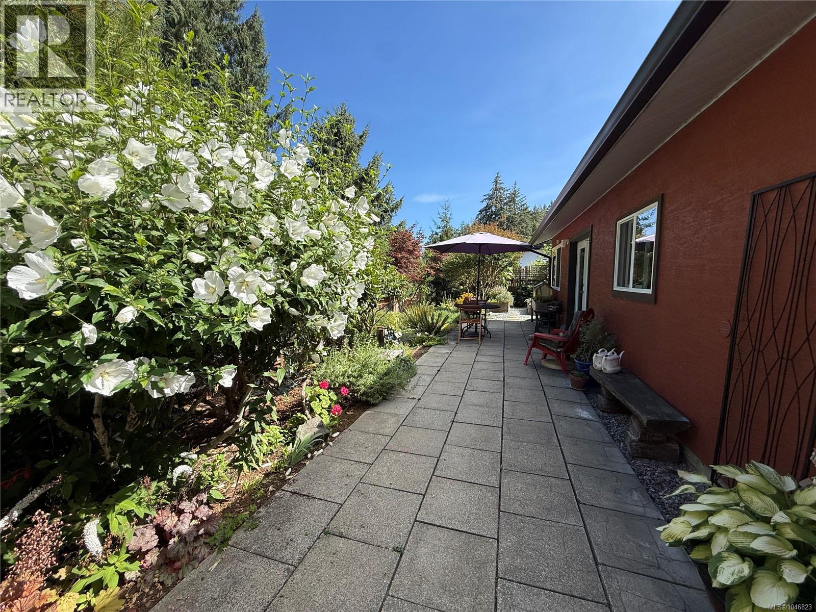#5 3285 Ash Rd - Image 43