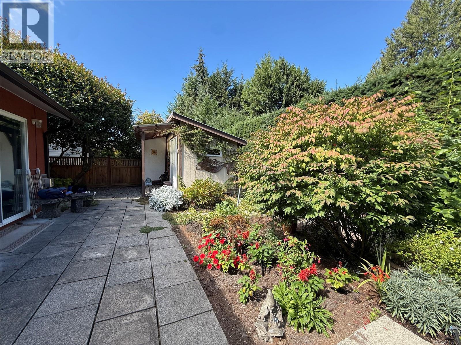 #5 3285 Ash Rd - 50