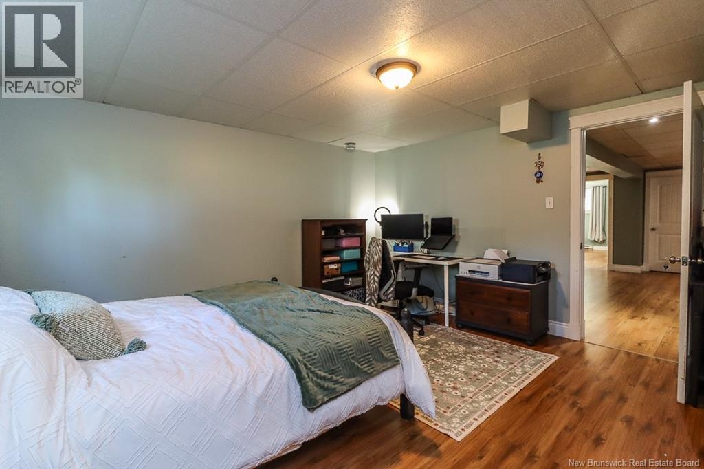 108 Hazelton Drive - Image 40