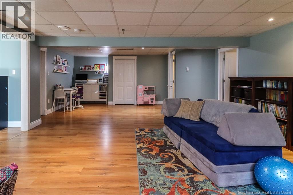 108 Hazelton Drive - Image 36