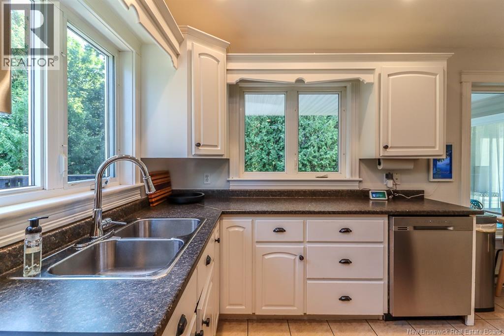108 Hazelton Drive - Image 20