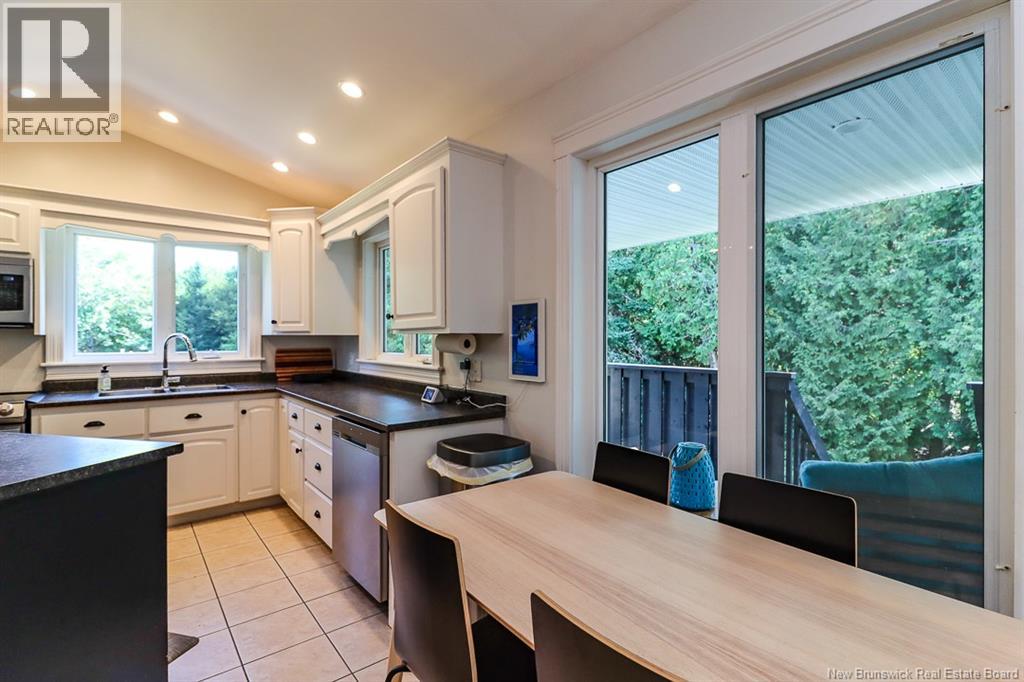 108 Hazelton Drive - Image 9