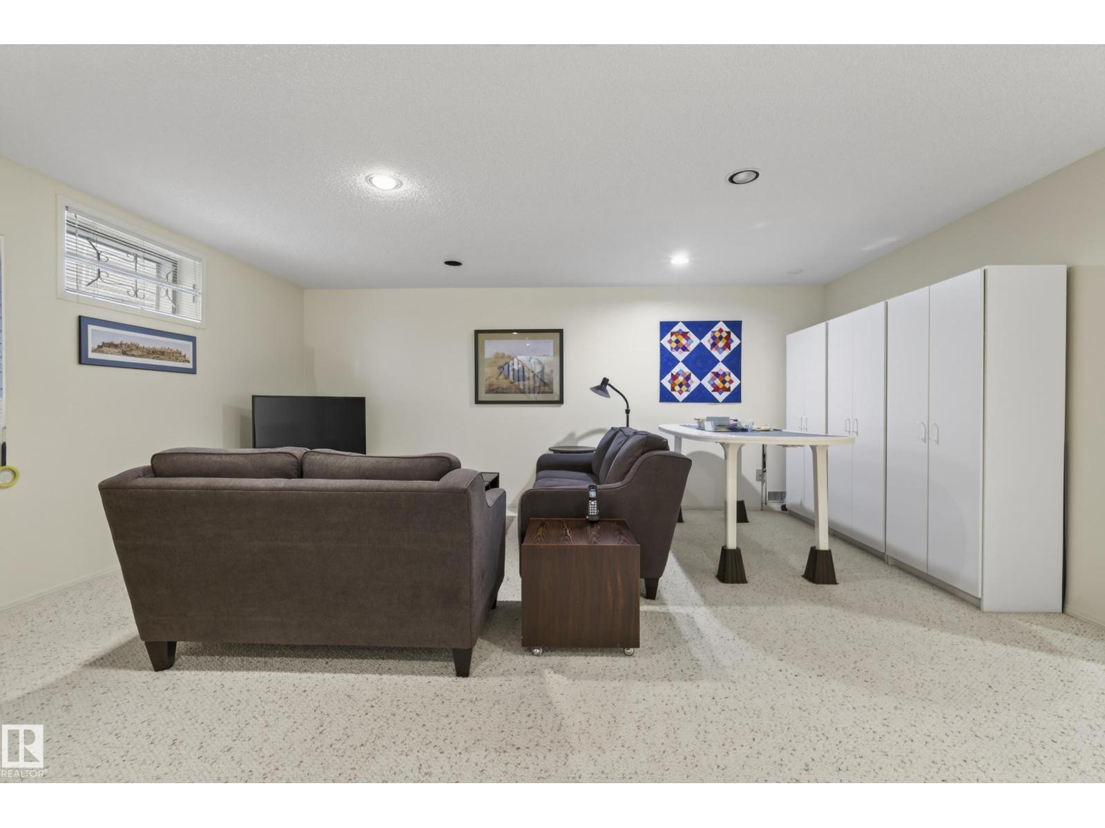 10623 67 ST NW - Image 52