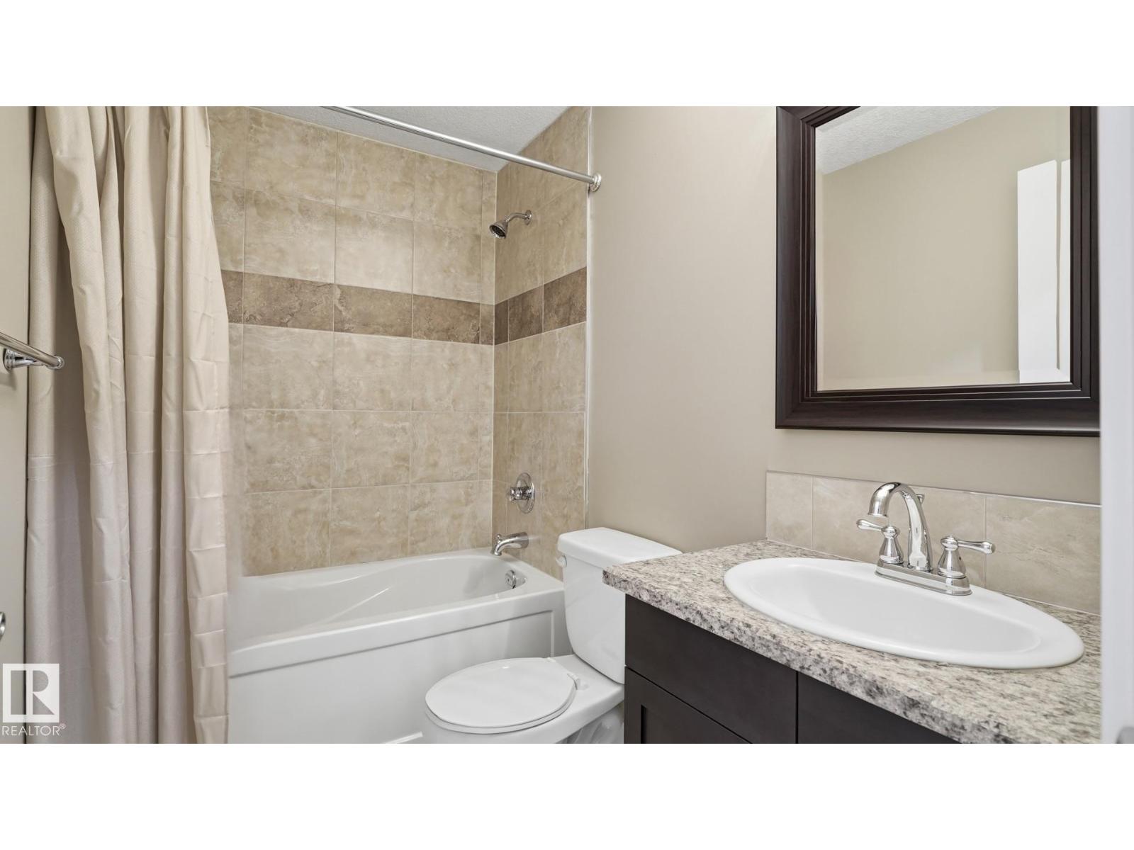 9847 92 Avenue NW - Photo 38