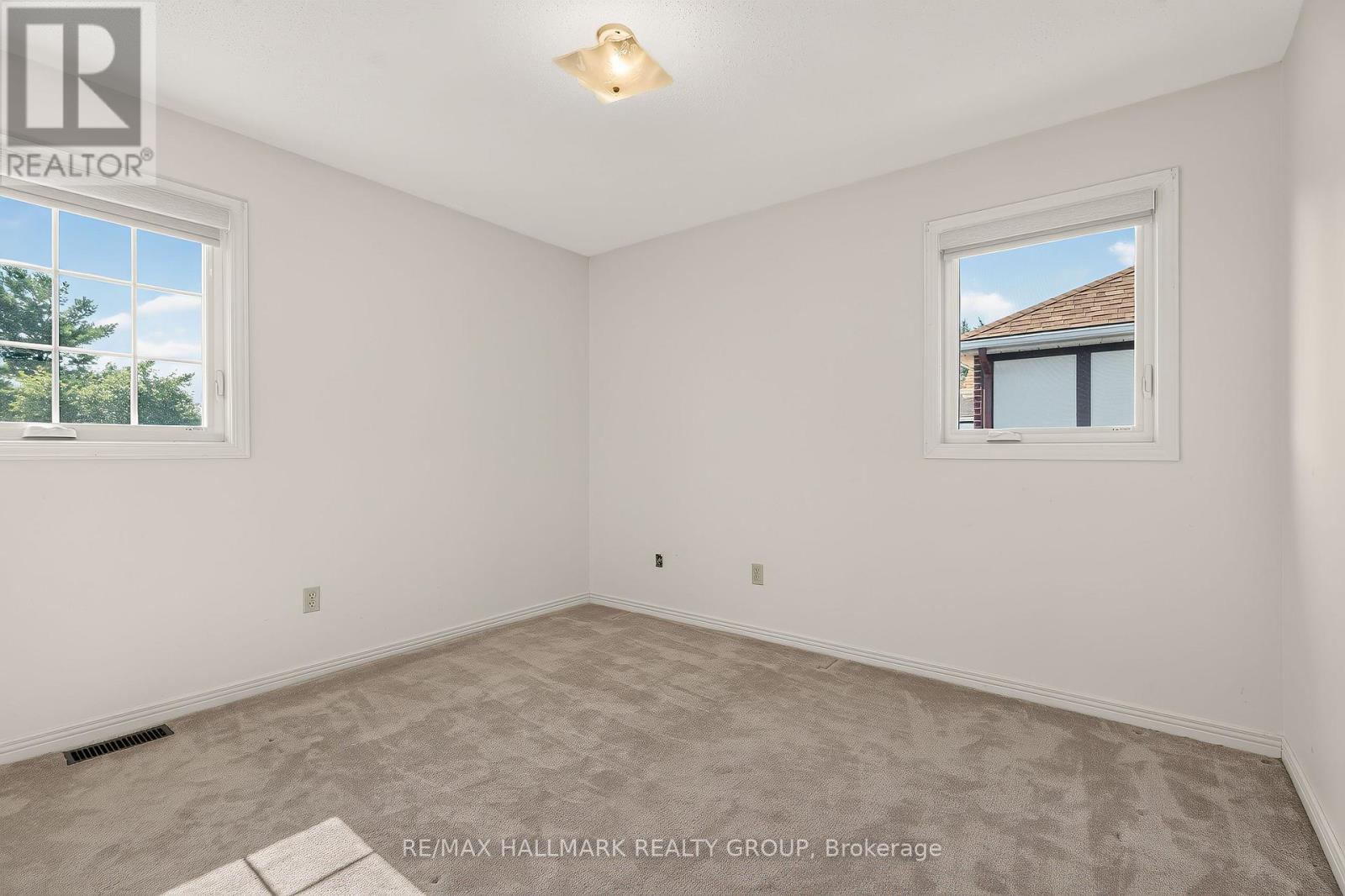 38 BATEMAN DRIVE - 32