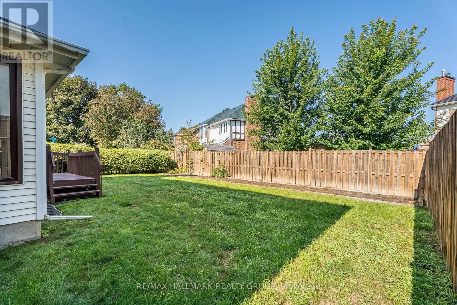 4 Bed, 3 Bath House for Sale in Ottawa – 38 BATEMAN DRIVE, Ottawa – MLS# X13672212 - Image 39
