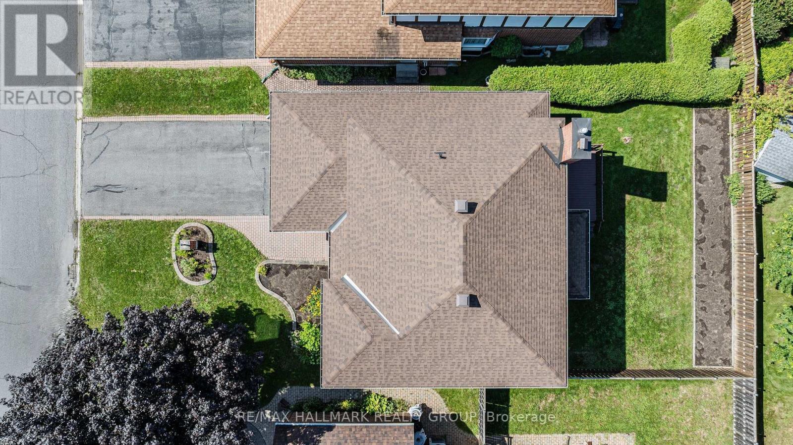 38 BATEMAN DRIVE - 50