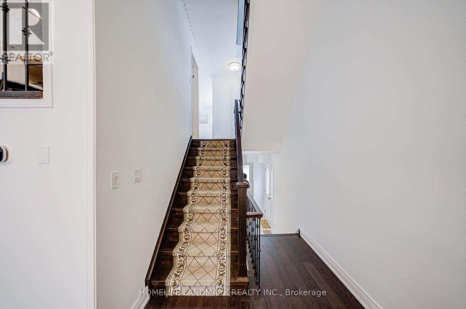 53 CHIPWOOD CRESCENT - 7