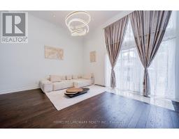 53 Chipwood Crescent, Toronto, ON M2J3X6 Photo 8