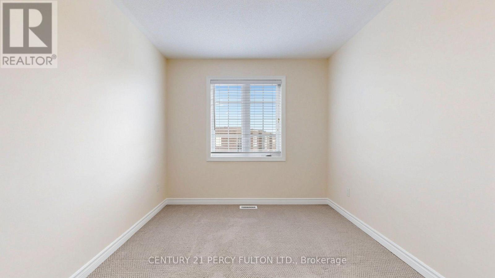 64 FERRIS SQUARE - 32