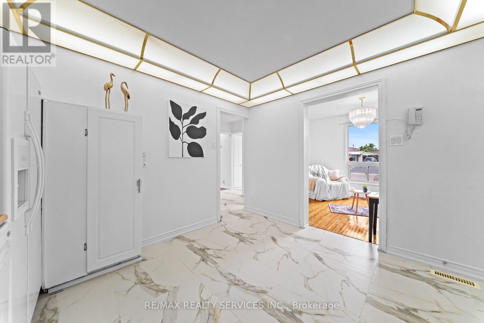 34 CATHCART CRESCENT - 16