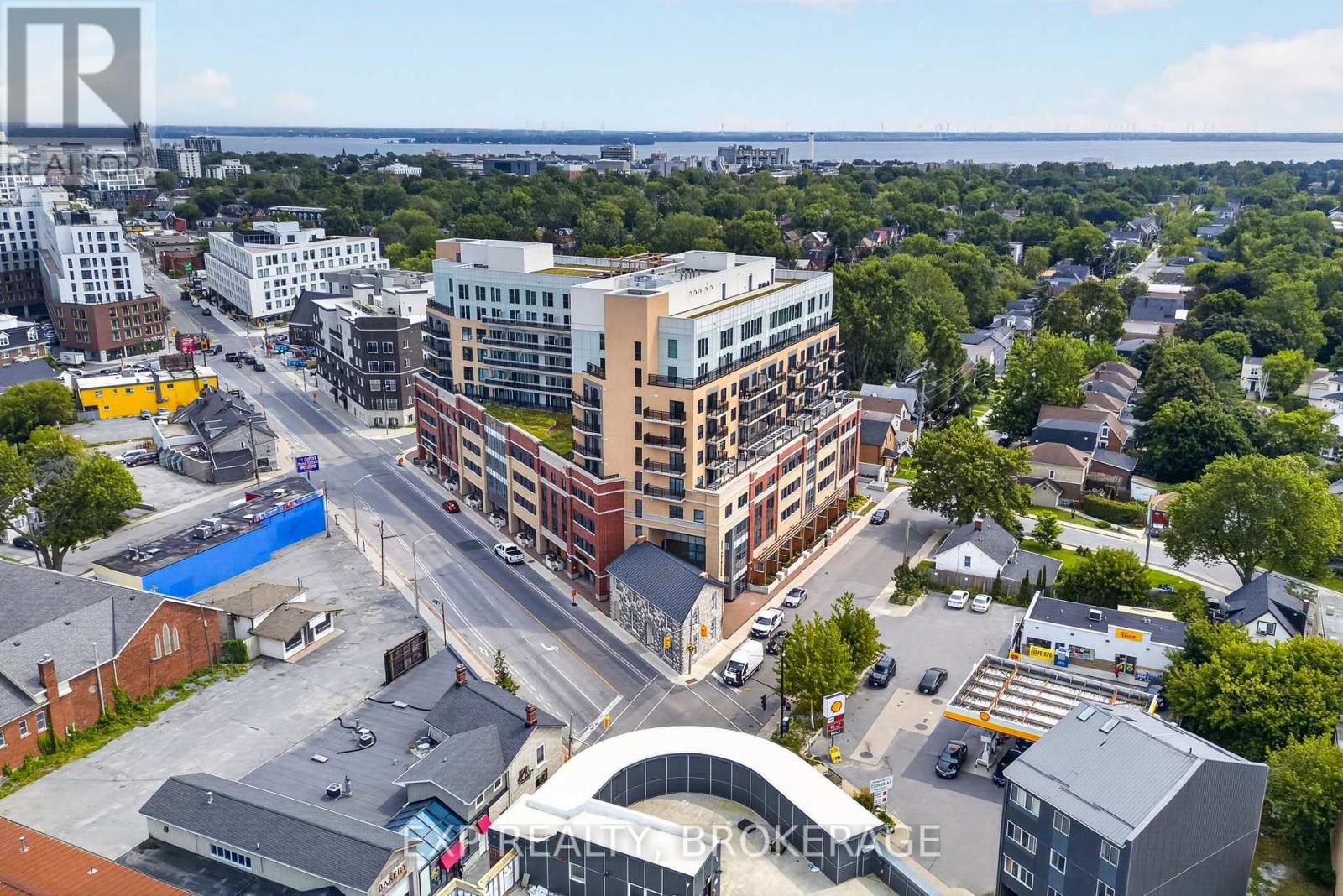 #326 652 PRINCESS STREET - Image 30