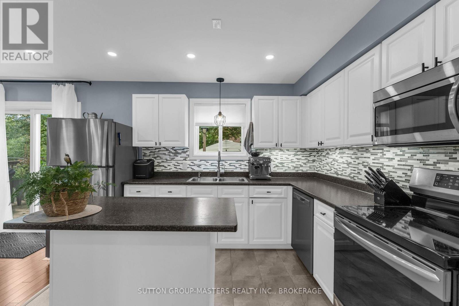 700 CEDARWOOD DRIVE - Image 13