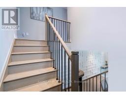 87 Carondale Square, East Gwillimbury, ON L9N0X7 Photo 11