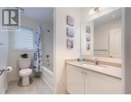 87 Carondale Square, East Gwillimbury, ON L9N0X7 Photo 16