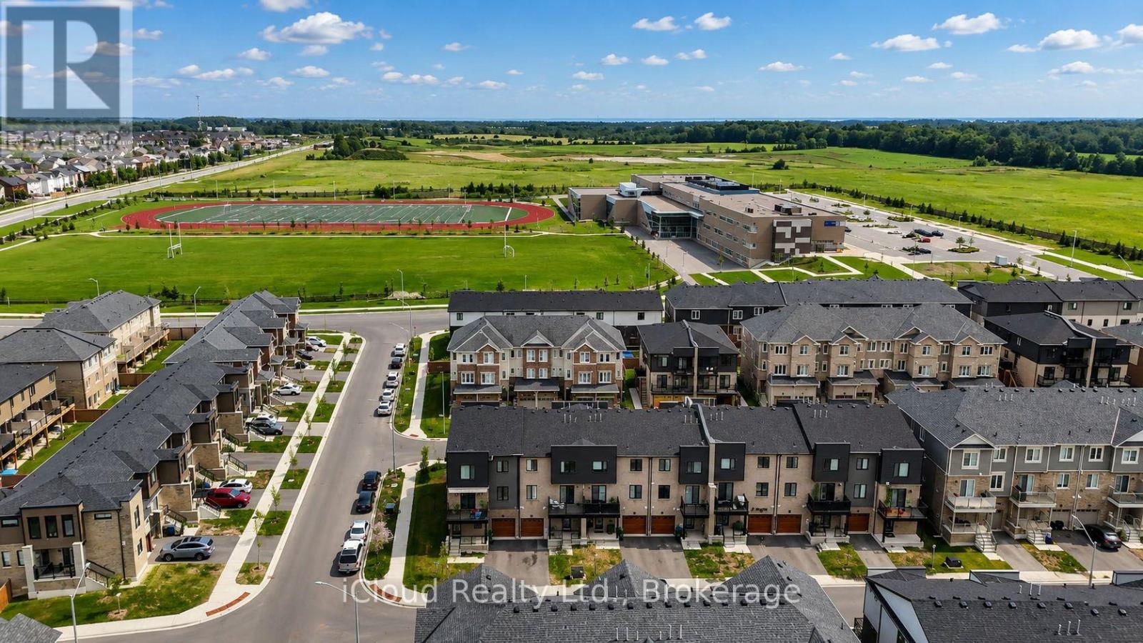 35 WAGON LANE - Image 4