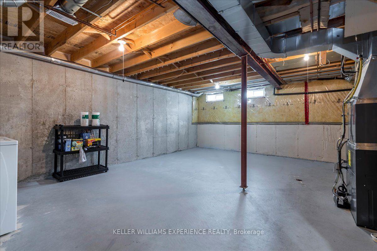 10 SUNSET PLACE - Image 20