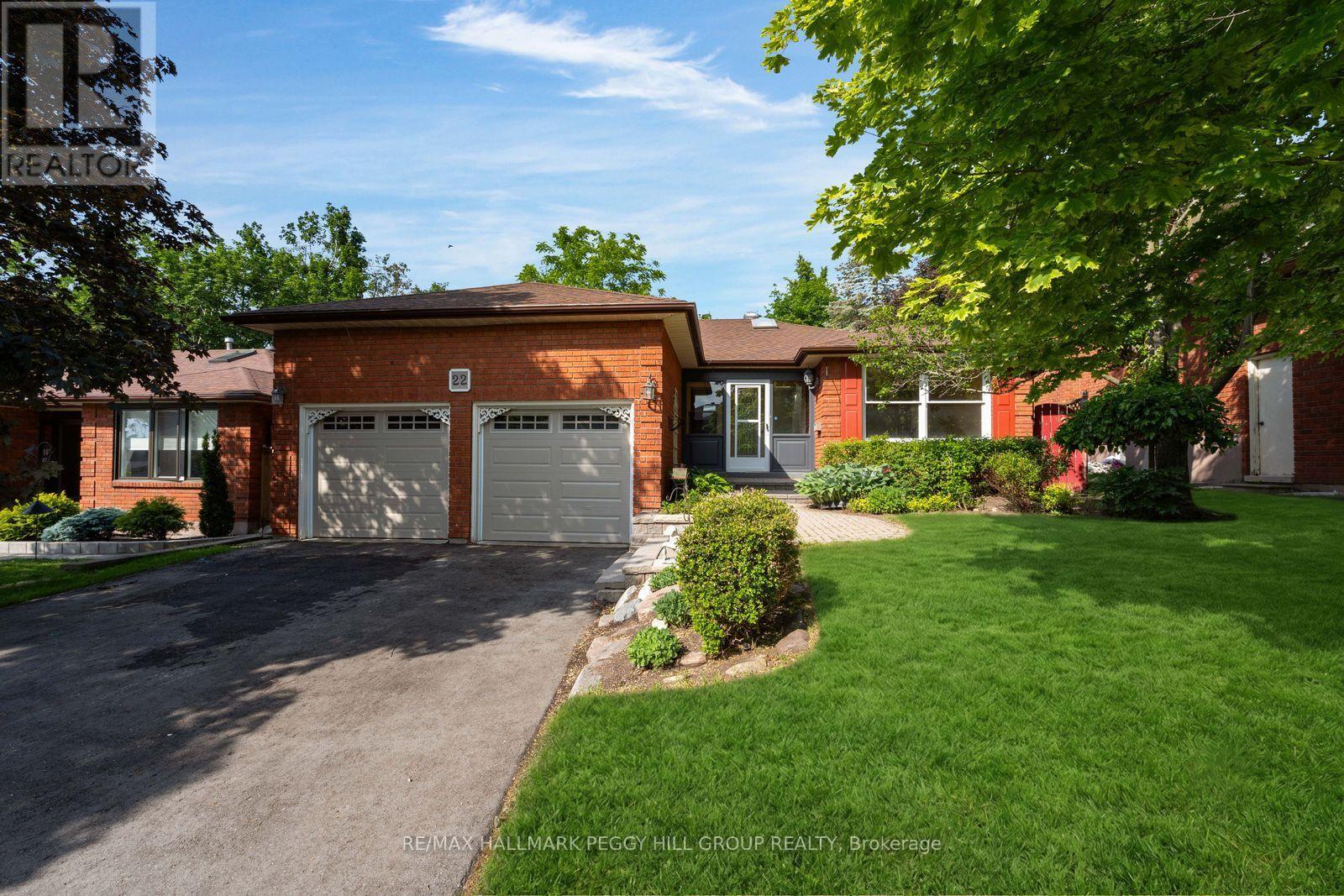 22 RICHLER CRESCENT - 2