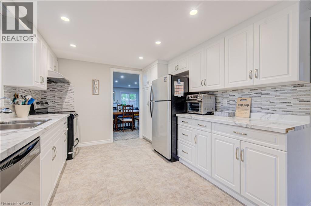 #1 71 BEASLEY Crescent - 22