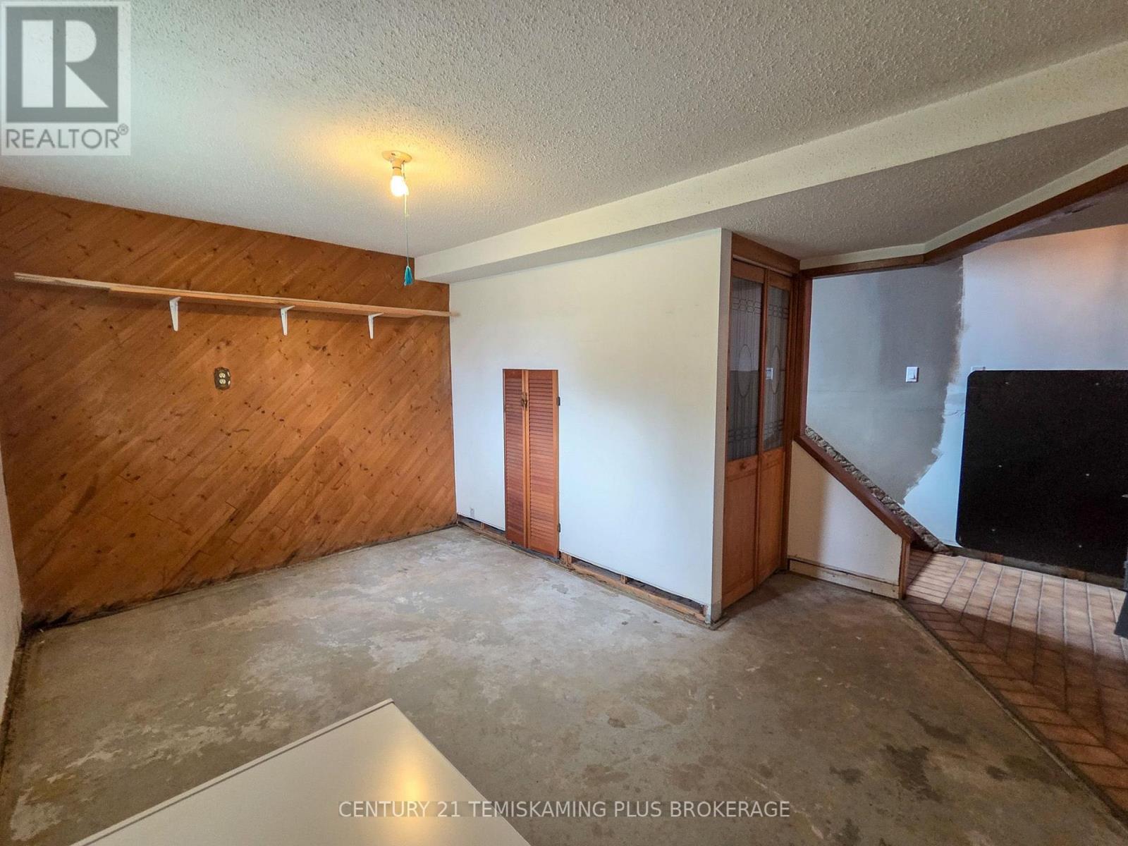 51 THIRD AVENUE - Image 17