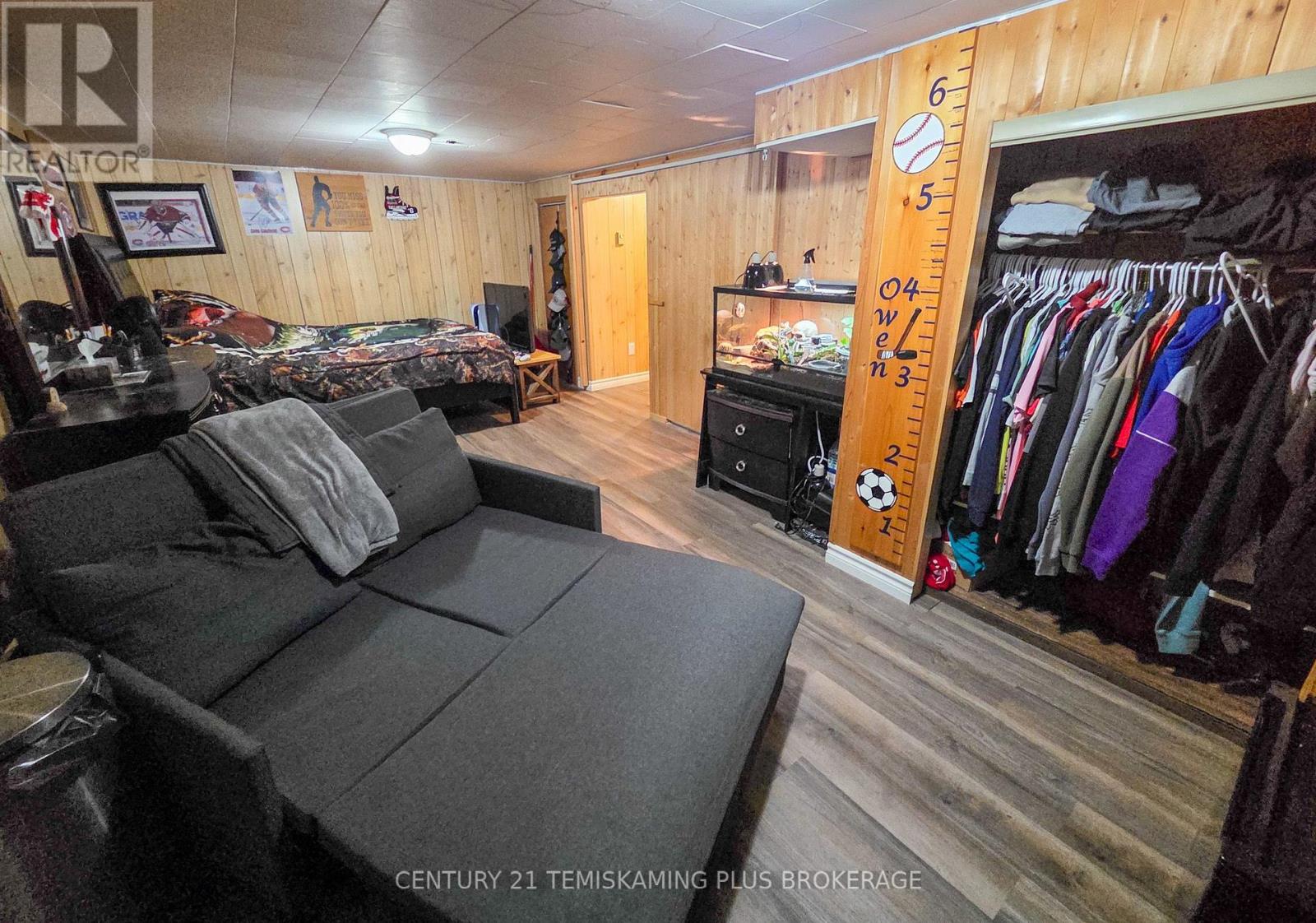 112 4TH AVENUE - Image 29