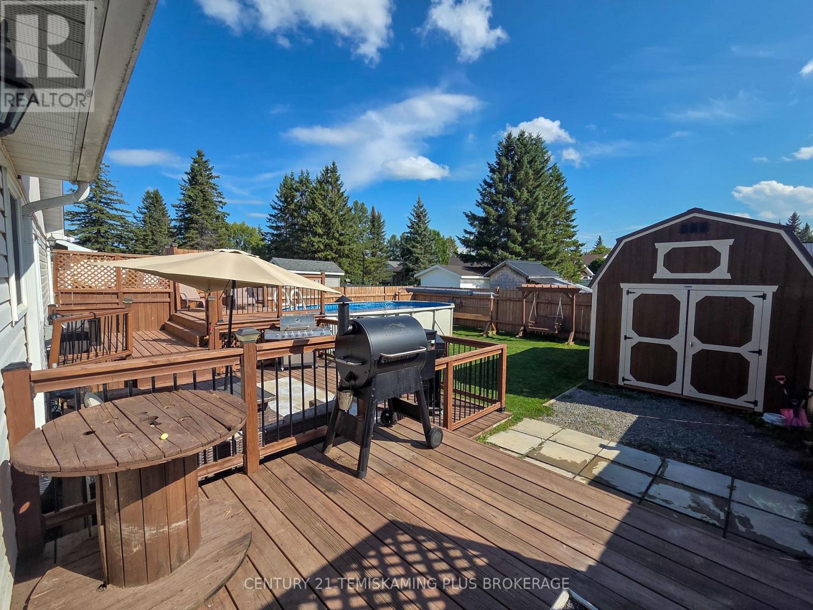 112 4TH AVENUE - Image 37