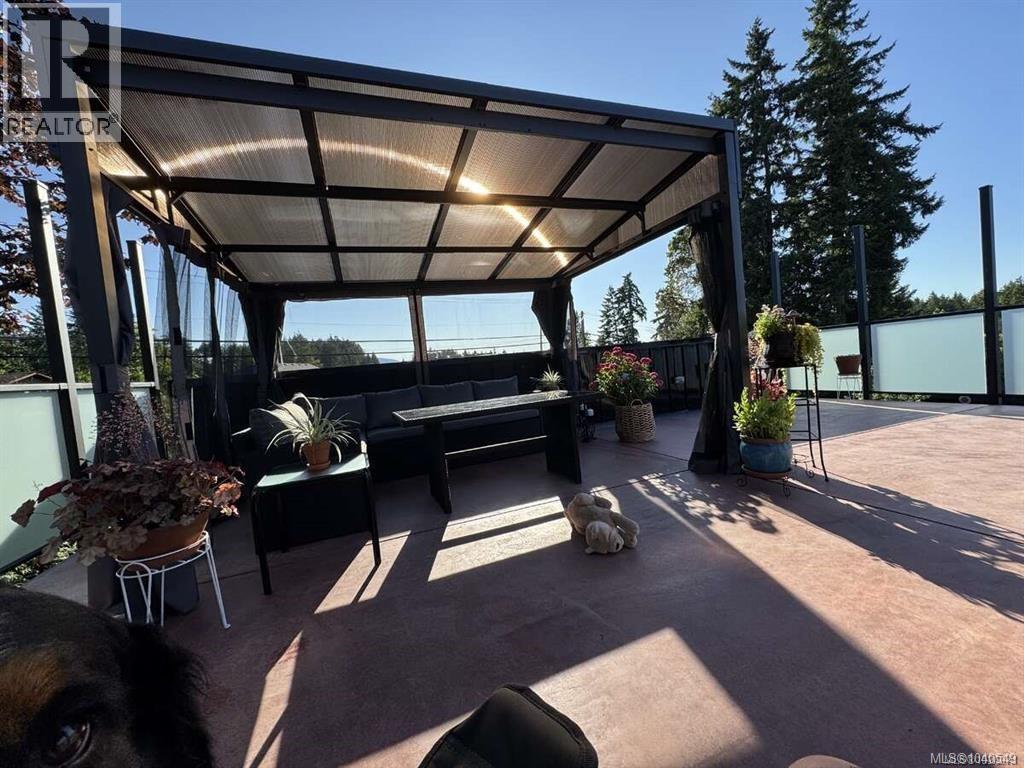 1591 Cowichan Bay Rd - Image 9
