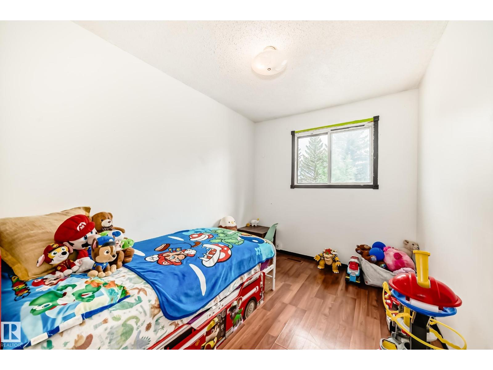9323 Morinville DR - 29