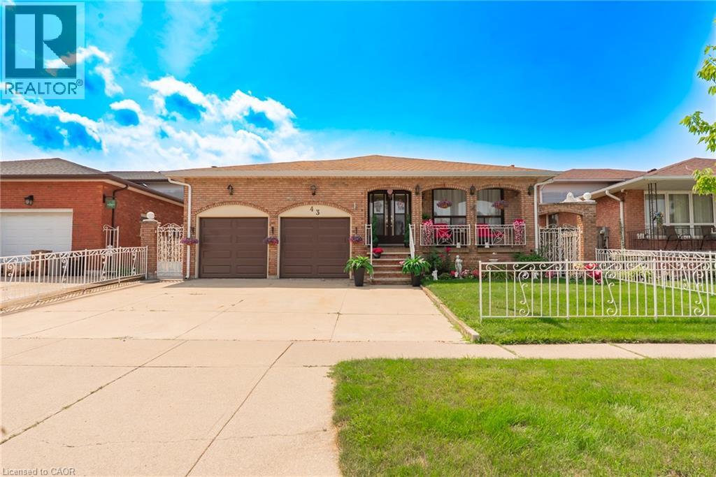 43 HENLEY Drive - 1