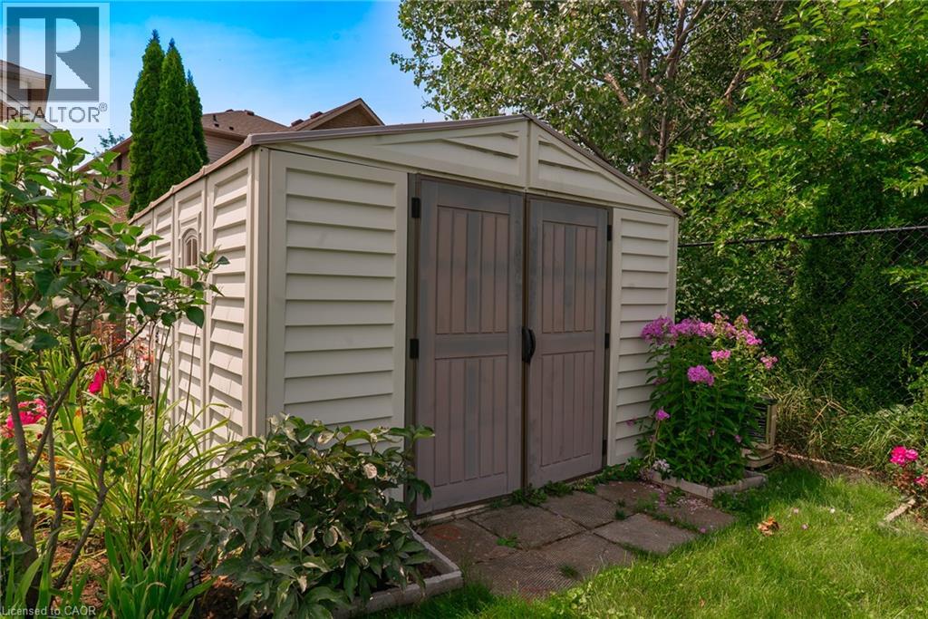 43 HENLEY Drive - 36