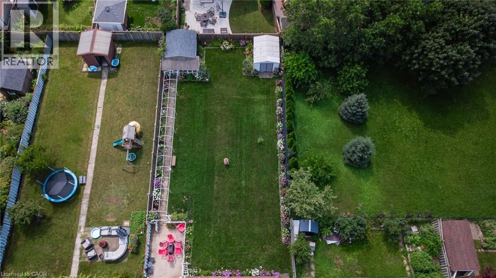 43 HENLEY Drive - 42