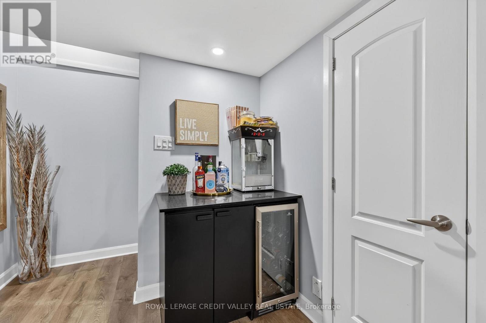 185 BARTLEY BULL PARKWAY - Image 33