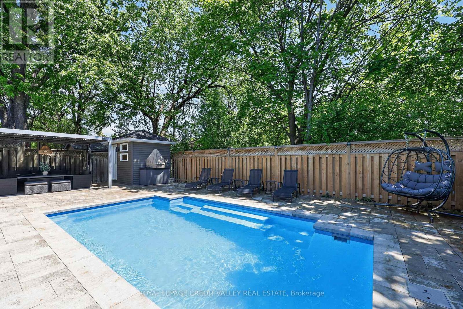 185 BARTLEY BULL PARKWAY - 44